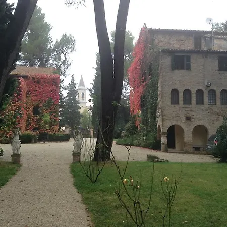 Badia Di S.vittore Di Apartment *