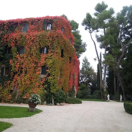 Badia Di S.vittore Di Cingoli